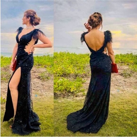 Mac Duggal 67782 Feather Cap Sleeve Lace Gown Size NWT Black $698 - Picture 4 of 6